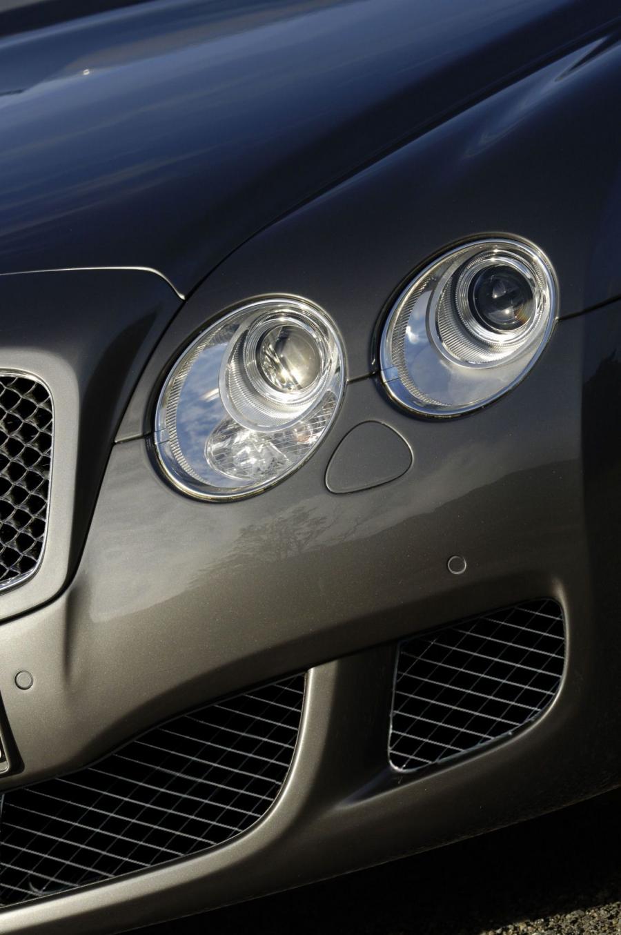 Детали экстерьера Bentley Continental GT Speed 2007 года  (фото 52 из 86)